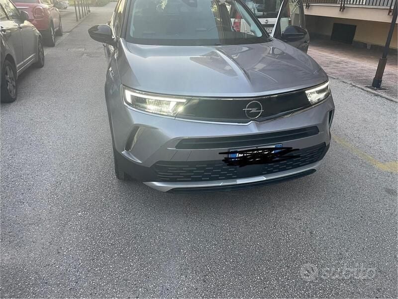 Usata Opel Mokka 101 CV (74 kW) 2023 Grigio SUV
