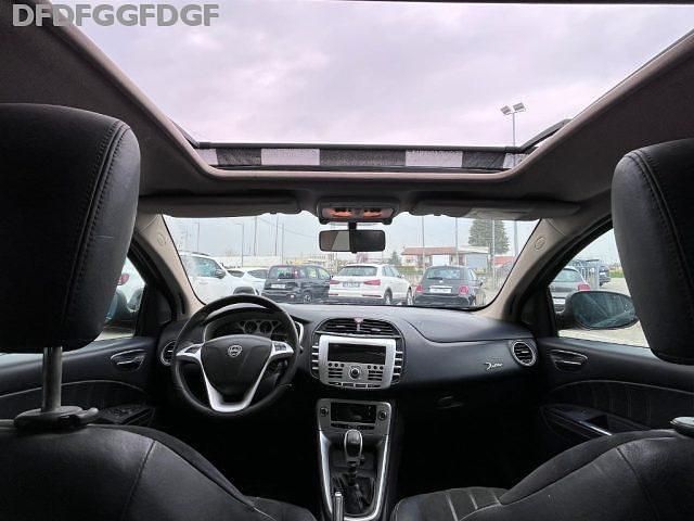 Usata Lancia Delta 120 CV (88 kW) 2009 Antracite Utilitaria