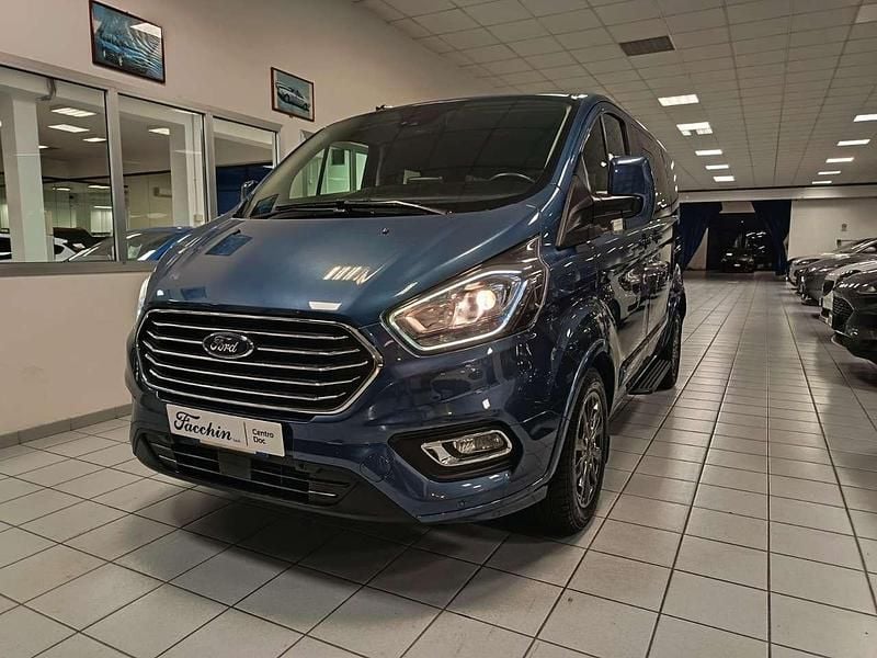 Chrome blue Usata 2021 Ford Tourneo Custom Titanium Furgone | 34.490 € (Buon prezzo) - Immagine 1/4