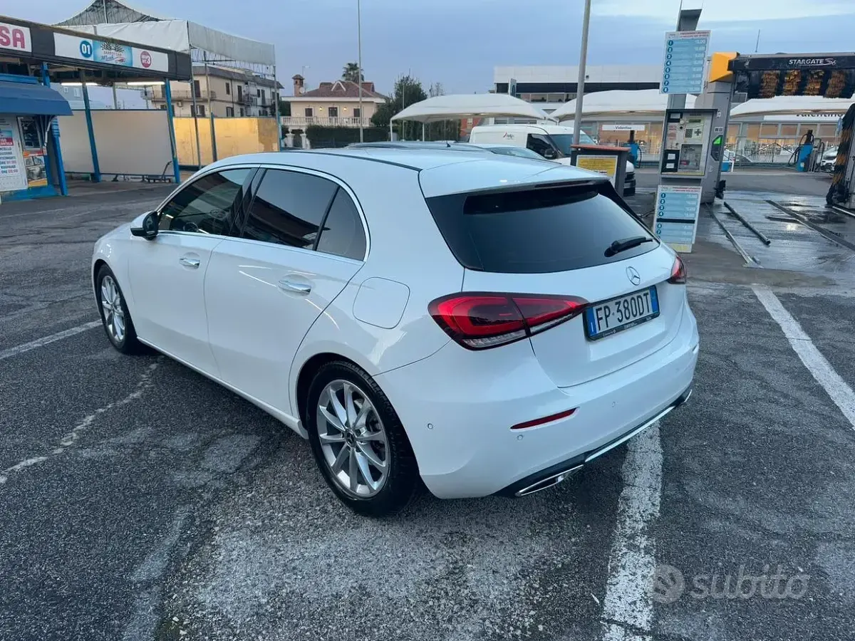 Usata Mercedes A180 116 CV (85 kW) 2018 Berlina