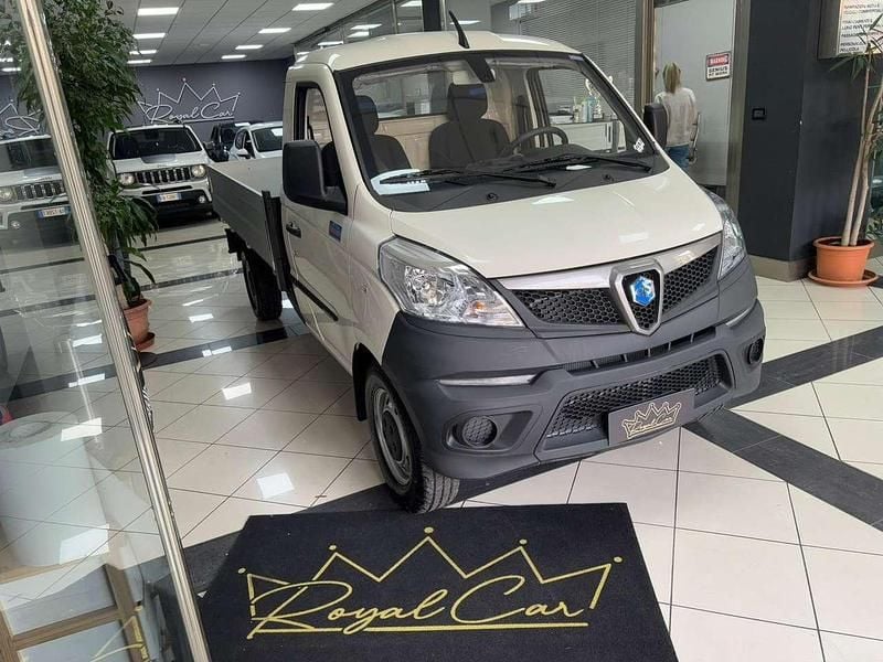 Nuova Piaggio Porter 106 CV (77 kW) 2025 Bianco
