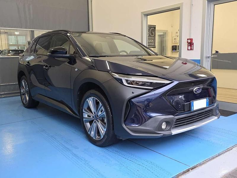 Usata Subaru Solterra 160 kW (218 CV) 2023 Blu/azzurro SUV