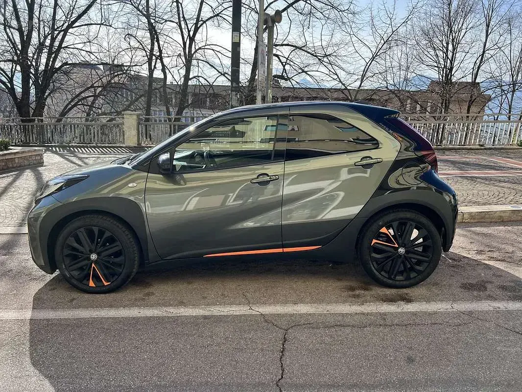 Second-hand Toyota Aygo X Limited 98 CP (72 kW) 2022 Verde SUV