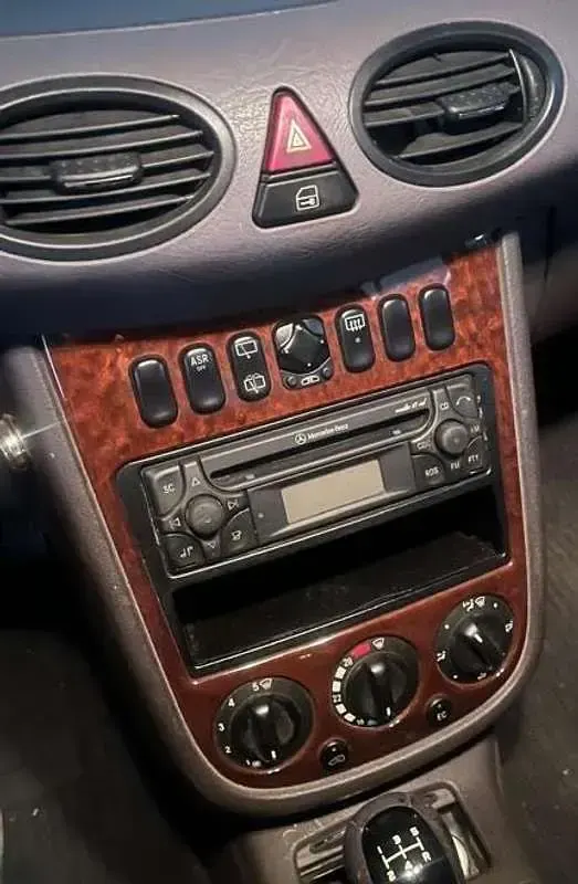 Usata Mercedes A160 Elegance 102 CV (75 kW) 2001 Utilitaria