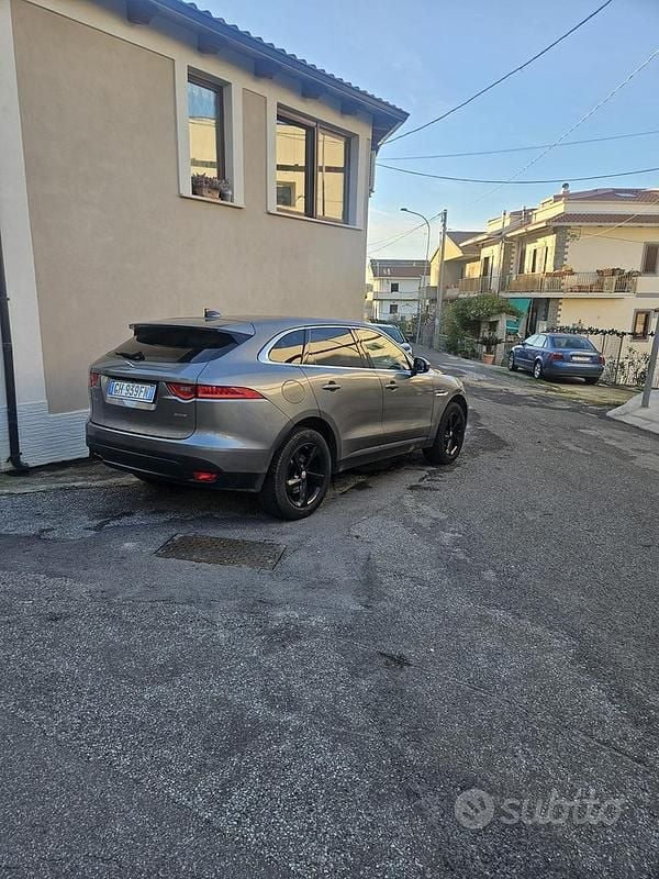Usata Jaguar F-Pace 2022 Marrone SUV