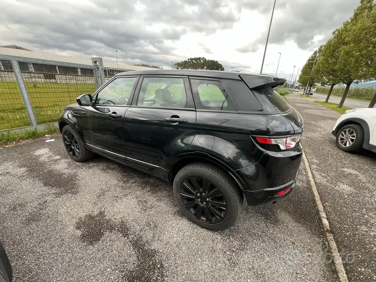 Usata Land Rover Range Rover evoque 150 CV (110 kW) 2014 Nero SUV