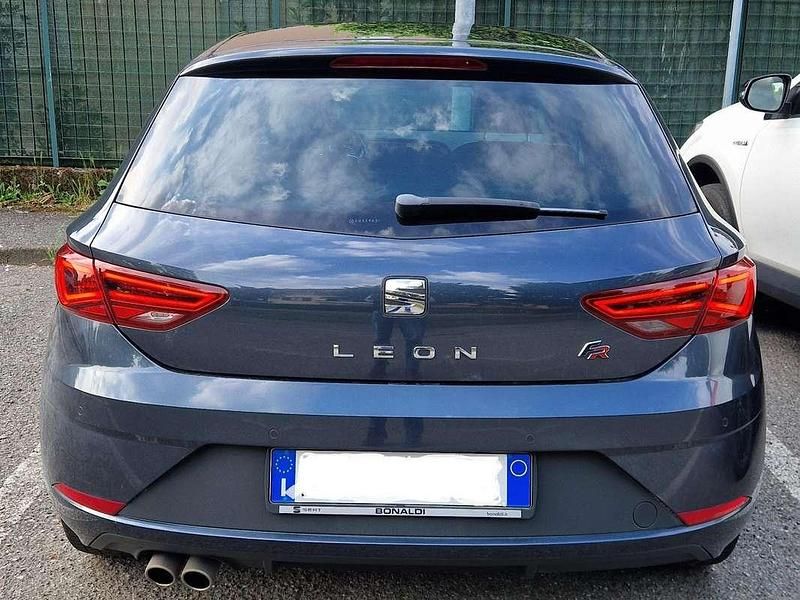 Usata Seat Leon FR 131 CV (96 kW) 2019 Grigio Berlina