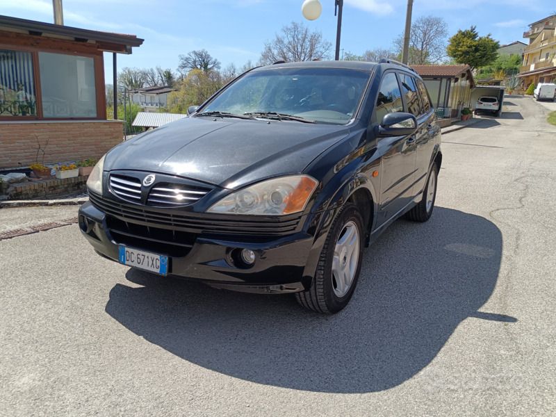 Nero Usata 2006 Ssangyong (KGM) Kyron SUV | 3000 € (Molto cara) - Immagine 1/4