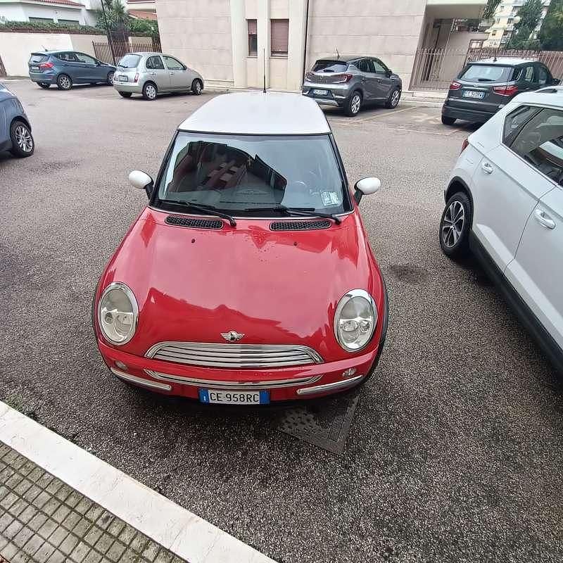 Usata Mini Cooper 116 CV (85 kW) 2002 Rosso Utilitaria