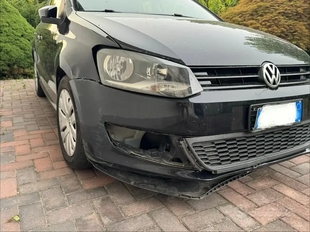 Usata VW Polo 75 CV (55 kW) 2012 Nero Utilitaria