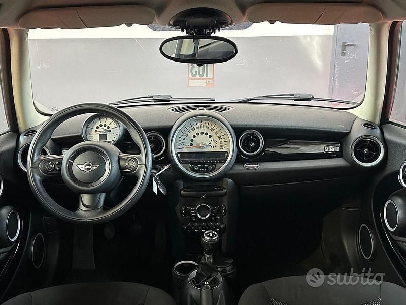 Usata Mini One D 90 CV (66 kW) 2014 Nero Utilitaria