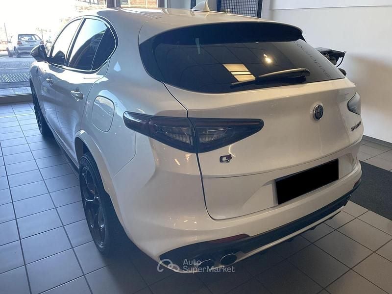 Usata Alfa Romeo Stelvio Quadrifoglio 510 CV (375 kW) 2021 Bianco SUV