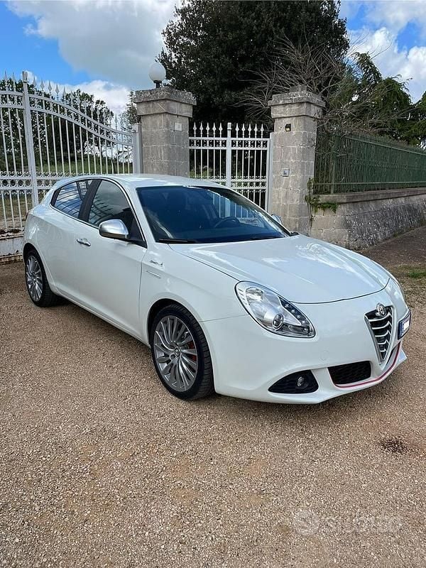 Gebraucht Alfa Romeo Giulietta 109 PS (80 kW) 2013 Weiß Limousine