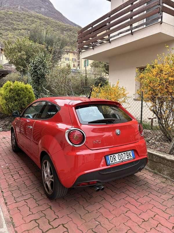 Usata Alfa Romeo MiTo Distinctive 155 CV (114 kW) 2010 Rosso Utilitaria