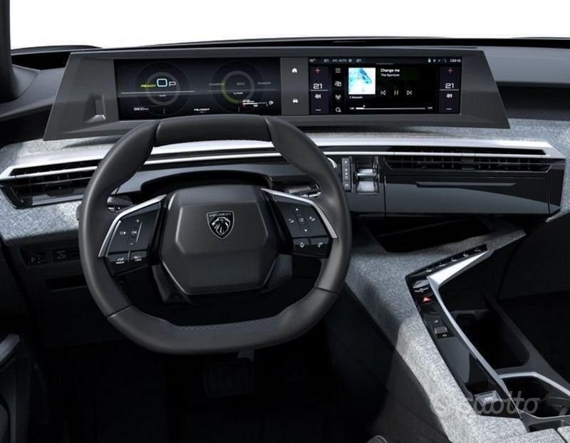 Usata Peugeot 3008 Allure 136 CV (100 kW) 2024 Grigio scuro SUV