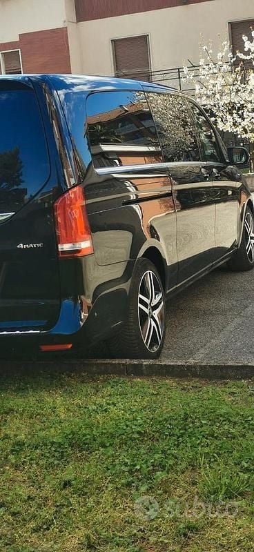 Usata Mercedes V250 Premium 2020 Nero Monovolume