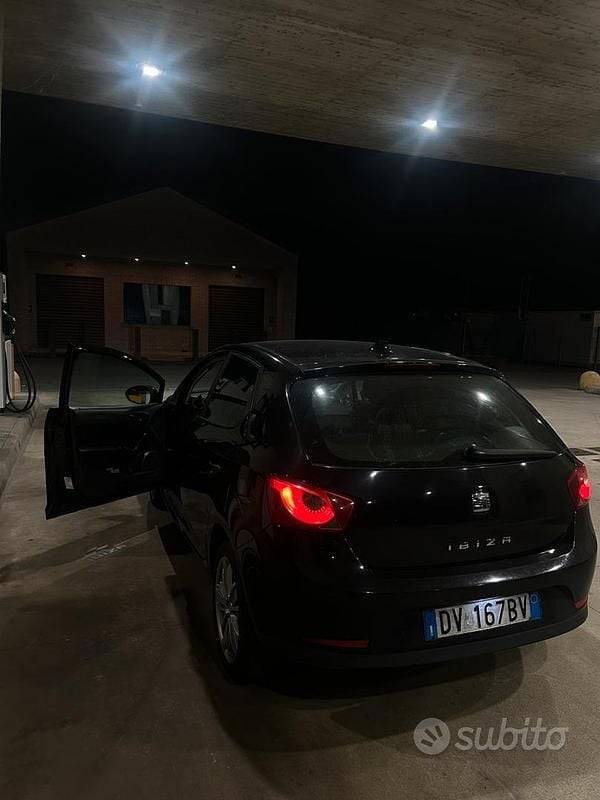 Usata Seat Ibiza 80 CV (58 kW) 2009 Berlina