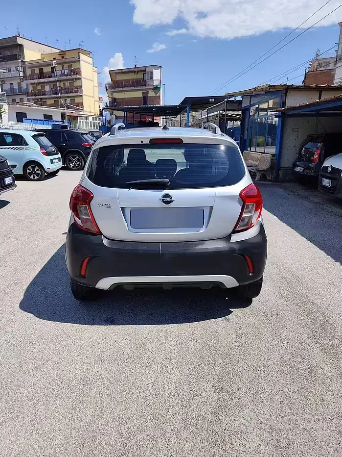 Usata Opel Karl Rocks 73 CV (53 kW) 2019 Grigio Utilitaria