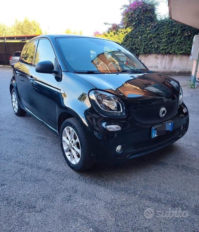 Nero Usata 2019 Smart ForFour Due volumi | 8590 € (Ottimo prezzo) - Immagine 1/4