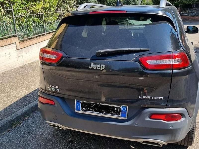 Usata Jeep Cherokee Limited 200 CV (147 kW) 2015 Nero SUV