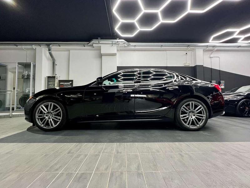Usata Maserati Ghibli 275 CV (202 kW) 2015 Nero Berlina