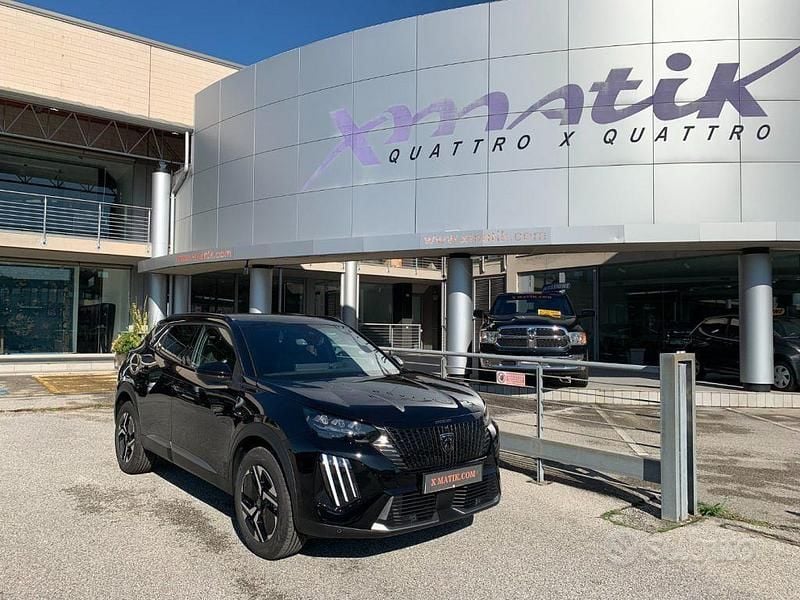 Usata Peugeot 2008 GT 131 CV (96 kW) 2024 Nero metallizzato SUV