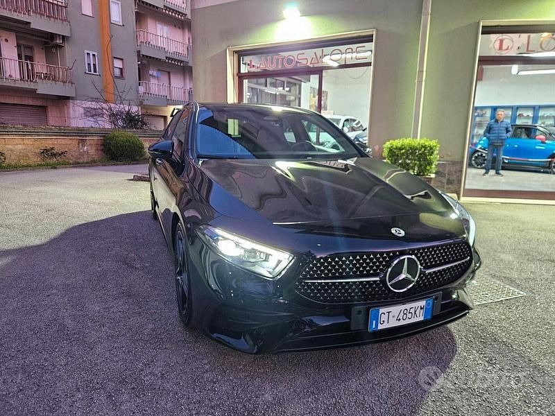 Usata Mercedes A180 AMG Line Premium Plus 115 CV (84 kW) 2024 Nero Berlina
