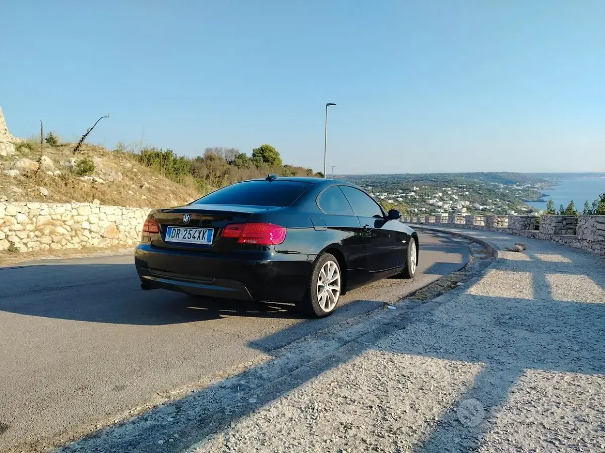 Usata BMW 320 177 CV (130 kW) 2008 Nero Coupé