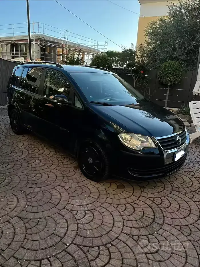 Usata VW Touran 102 CV (75 kW) 2007 Nero Monovolume