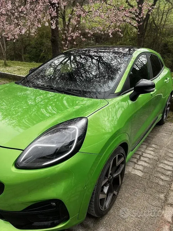 Usata Ford Puma Performance Edition 200 CV (147 kW) 2023 Verde SUV
