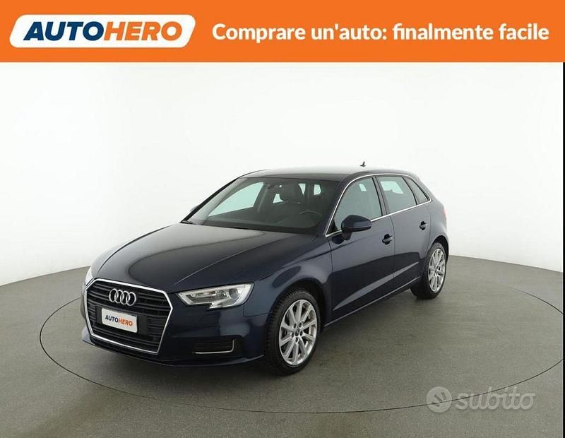 Usata Audi A3 Design 110 CV (80 kW) 2017 Blu Utilitaria