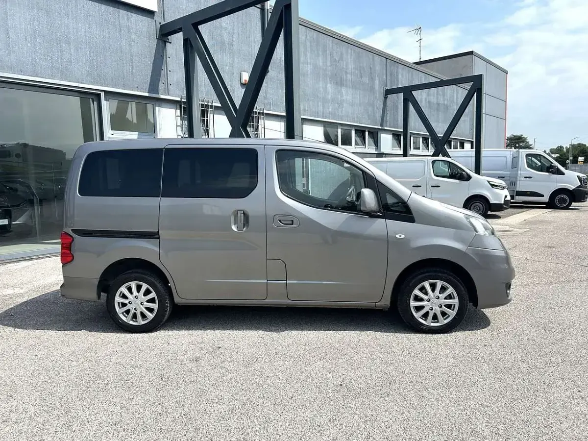 Usata Nissan Evalia Acenta 110 CV (80 kW) 2018 Grigio Monovolume
