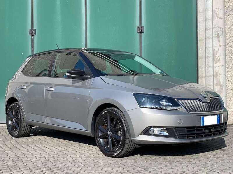 Oro tetto nero Usata 2016 Skoda Fabia Style Tre volumi | 7900 € (Buon prezzo) - Immagine 1/4