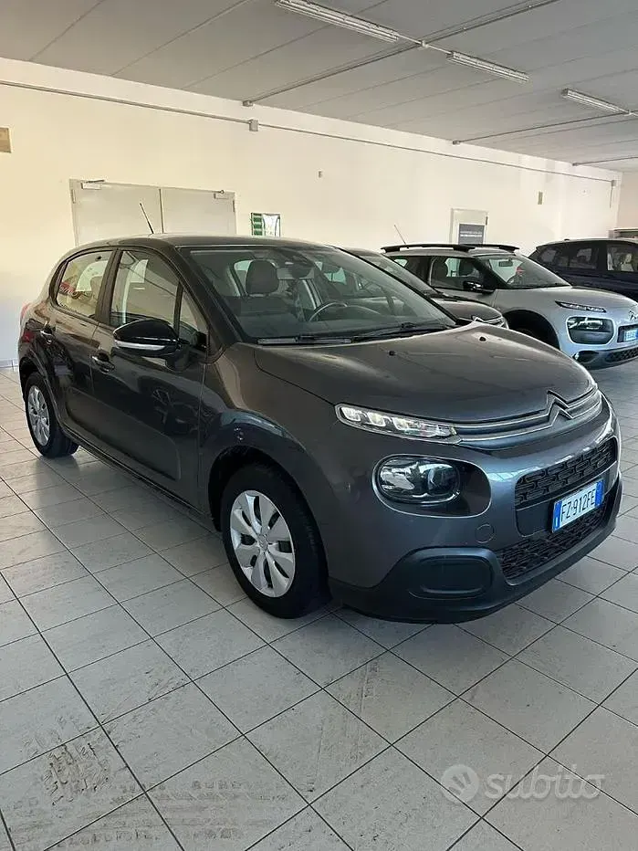 Używany Citroën C3 Feel 102 KM (75 kW) 2019 Szary Hatchback