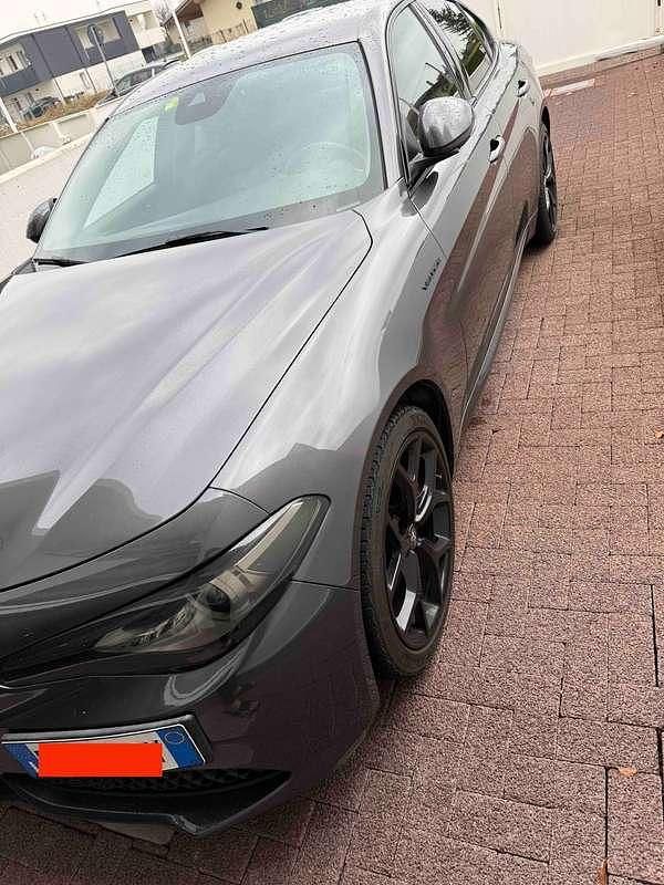Usata Alfa Romeo Giulia Ti 211 CV (155 kW) 2019 Berlina