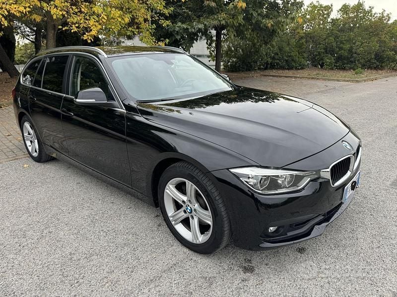 Usata BMW 320 190 CV (139 kW) 2018 Nero Station wagon