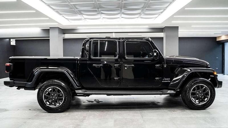 Usata Jeep Gladiator Overland 264 CV (194 kW) 2022 Nero perlato metall Pick-up