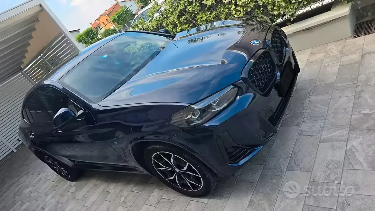 Usata BMW X4 190 CV (139 kW) 2022 Blu SUV