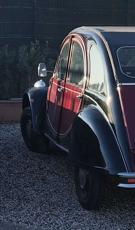 Usata Citroën 2CV Charleston 29 CV (21 kW) 1984 Nero Berlina