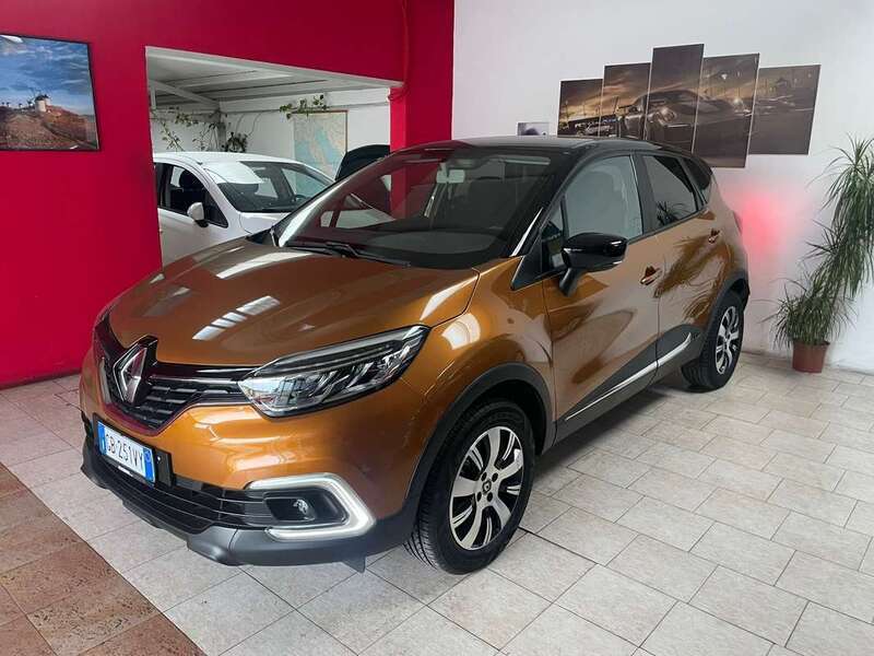 Usato 2020 Renault Captur 0.9 Benzin 90 CV (13.900 €)