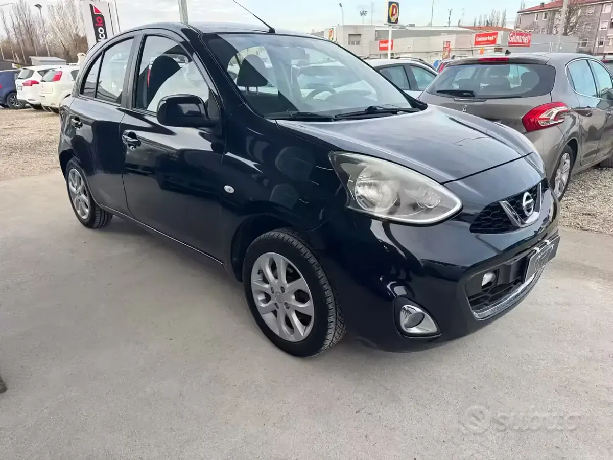 Usata Nissan Micra Comfort 80 CV (58 kW) 2016 Nero Utilitaria