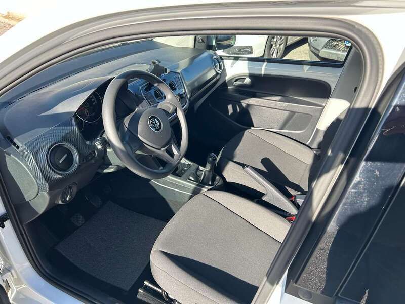 Usata VW up! Move 68 CV (50 kW) 2022 Bianco Utilitaria
