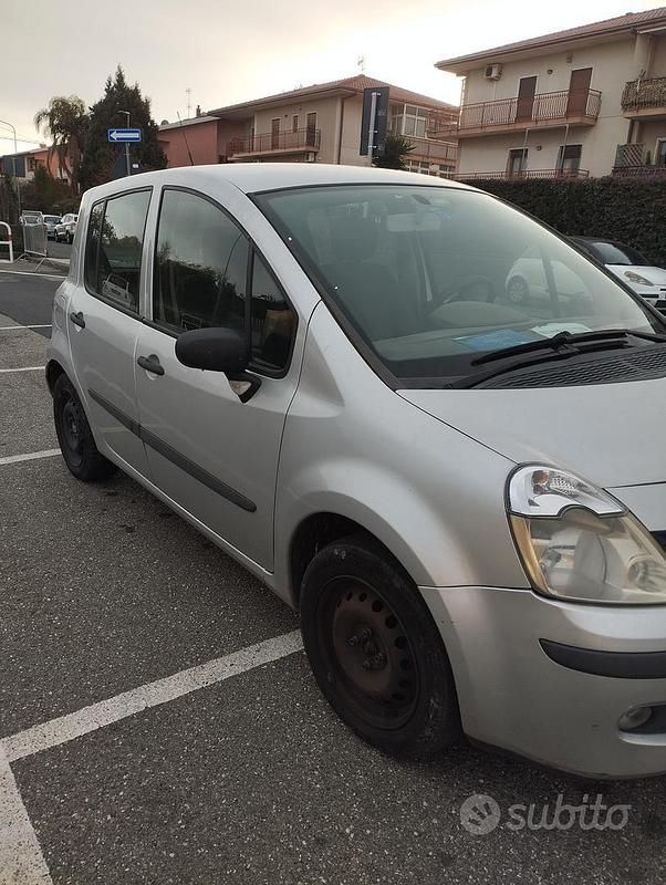 Usata Renault Modus 2007 Grigio Monovolume