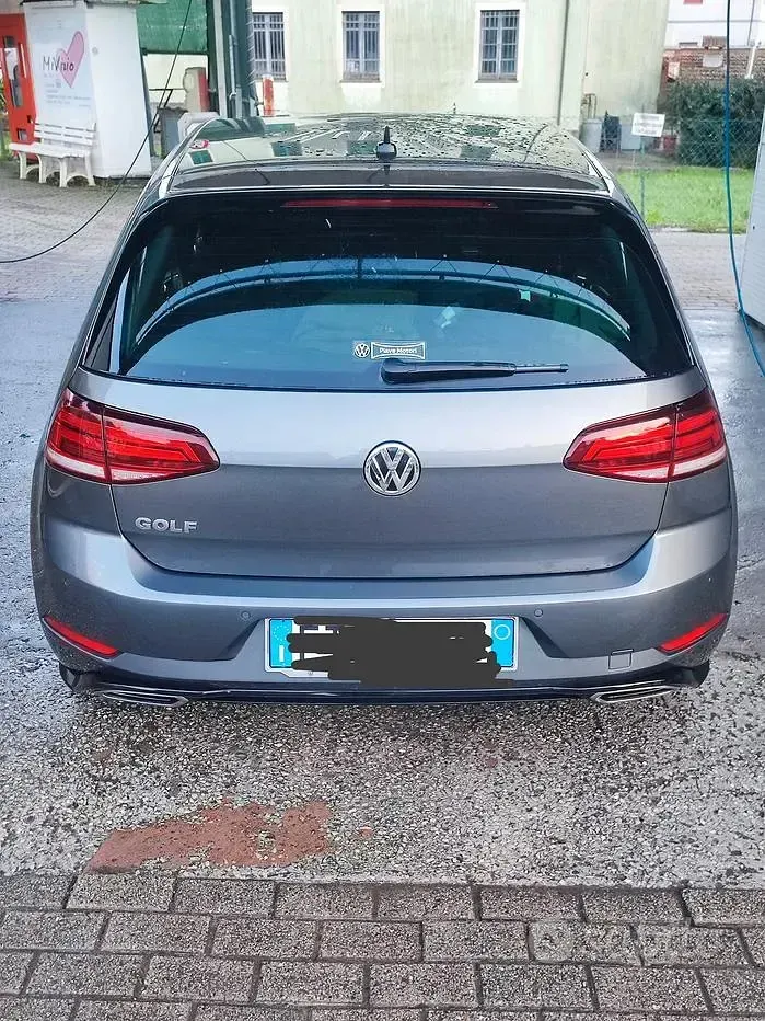 Usata VW Golf VII R-line 150 CV (110 kW) 2018 Grigio Berlina