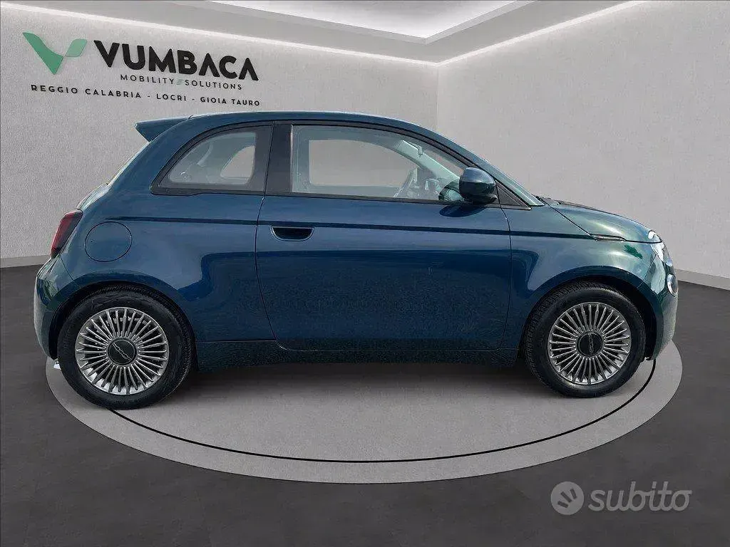Usata Fiat 500e Icon 86 kW (118 CV) 2022 Verde Berlina