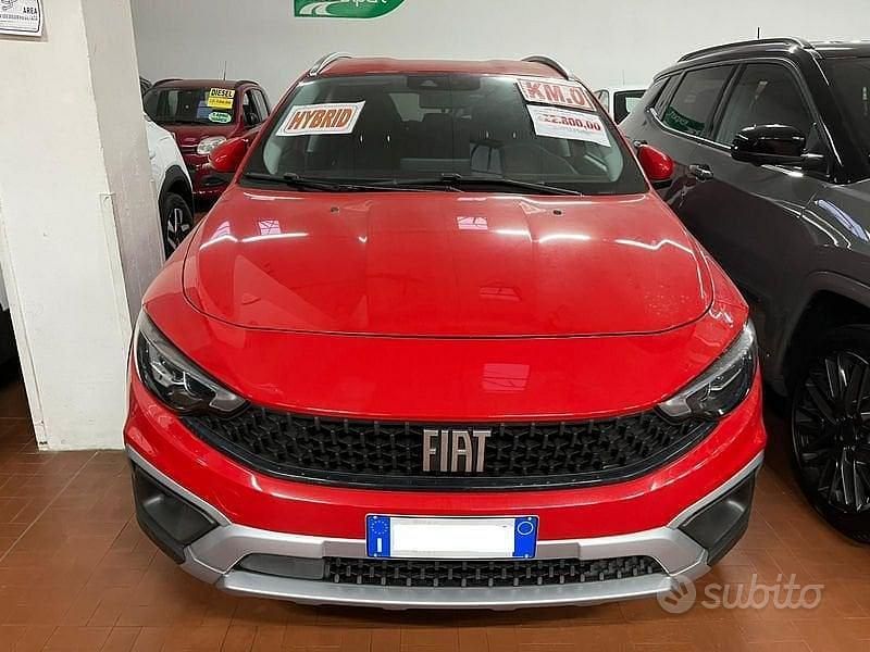 Usata Fiat Tipo Cross 2022 Rosso Berlina