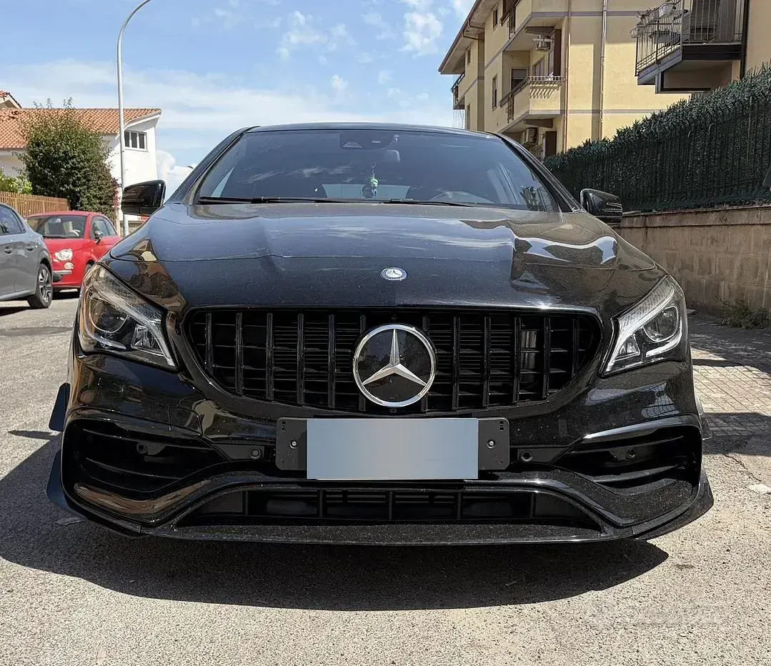 Usata Mercedes CLA200 Shooting Brake 136 CV (100 kW) 2017 Nero Station wagon