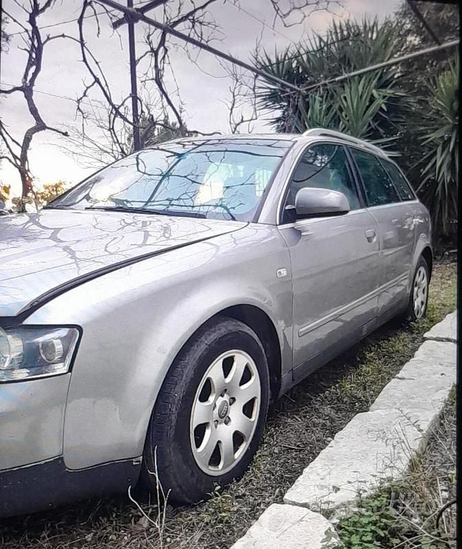 Occasion Audi A4 130 PK (95 kW) 2003 Grijs Stationwagen