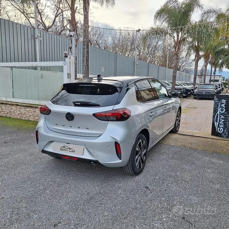 Usata Opel Corsa S 100 CV (73 kW) 2025 Grigio Berlina