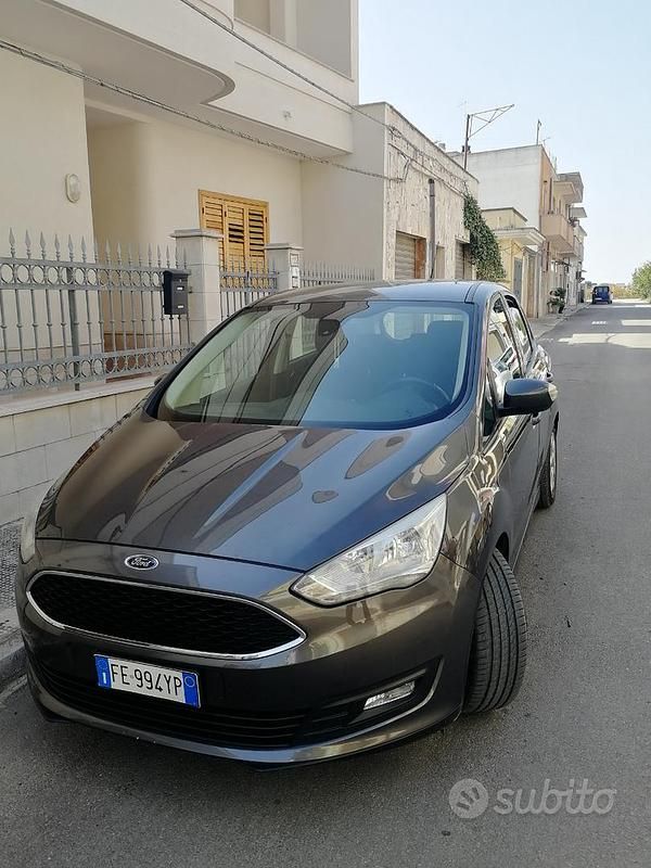 Grigio Usata 2016 Ford C-MAX Monovolume | 8000 € (Buon prezzo) - Immagine 1/4